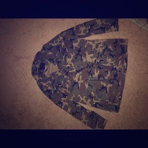 Love tree camo jacket